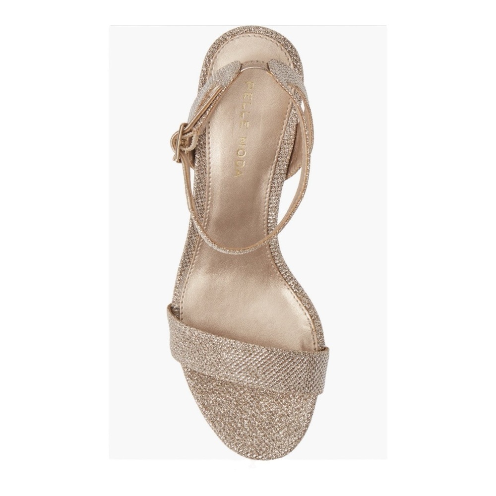 Pelle Moda Moira Sandal Color: Platinum Gold NIB - Picture 3 of 10